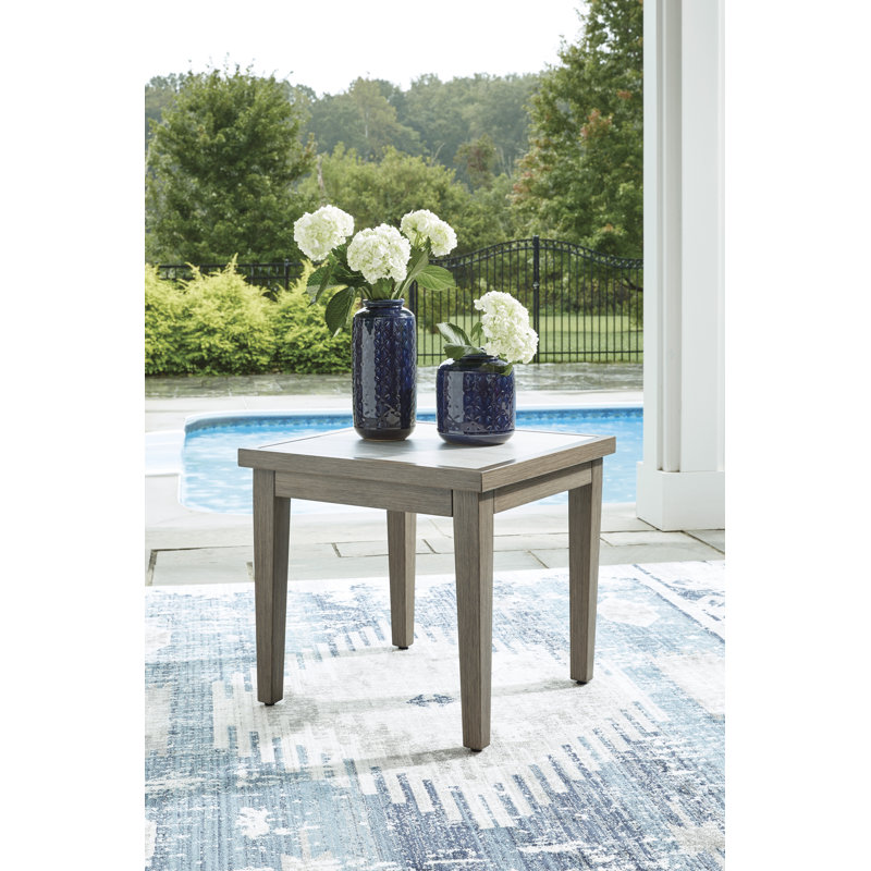Table de bout d'extérieur Rainier Ranch