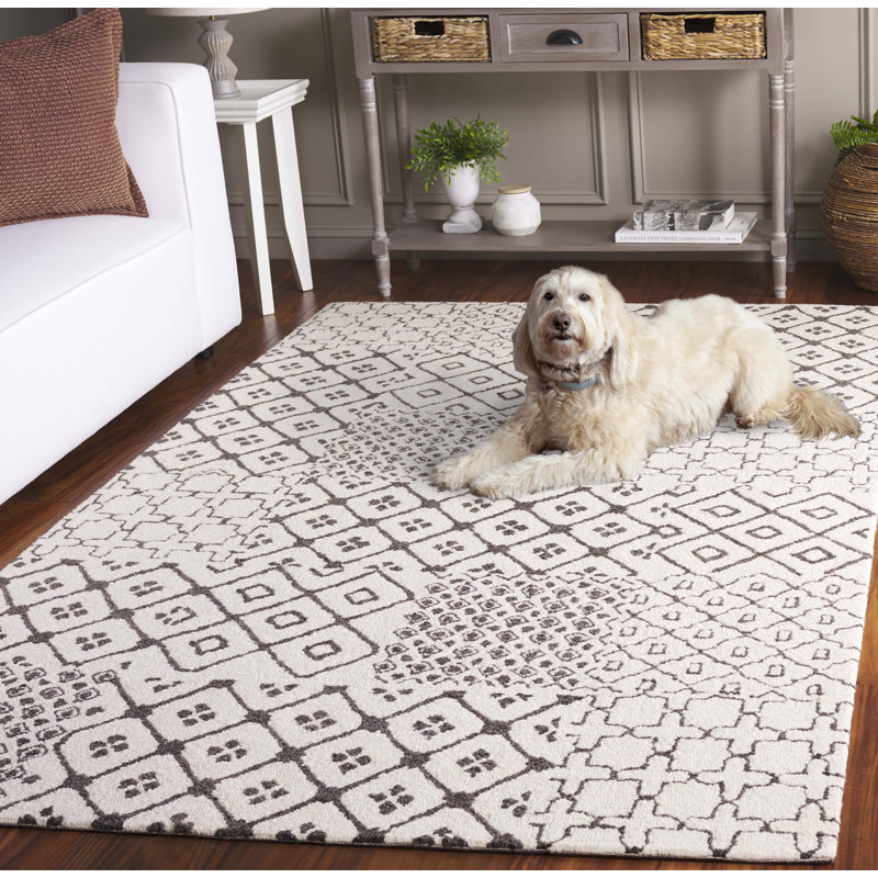 Geometric Hand-Tufted Wool and Cotton Area Rug, Rectangle 5' x 8'