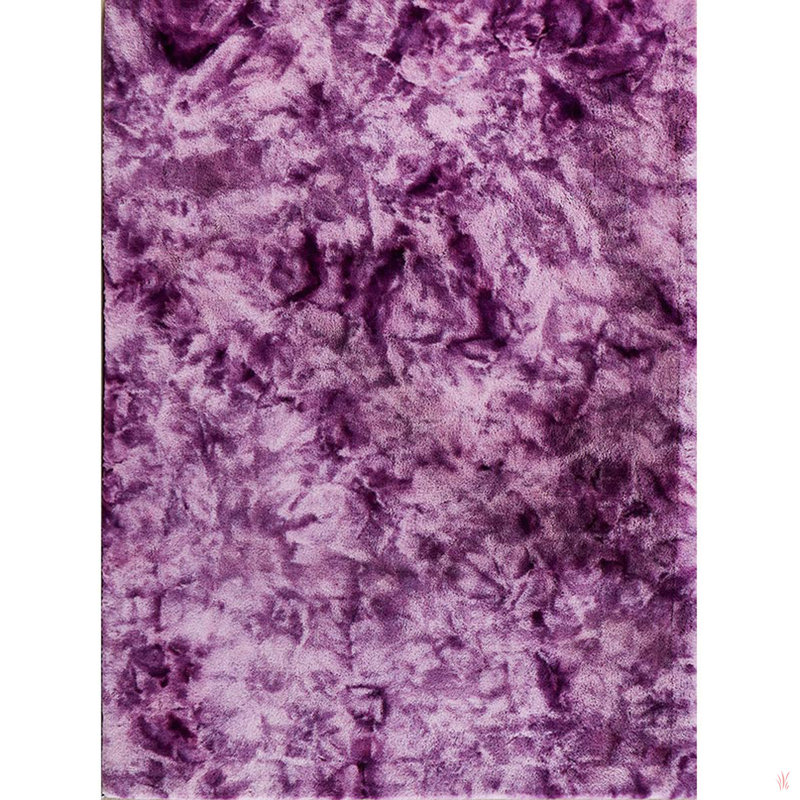 Tapis rectangulaire en fausse fourrure de luxe Lily Chinchilla