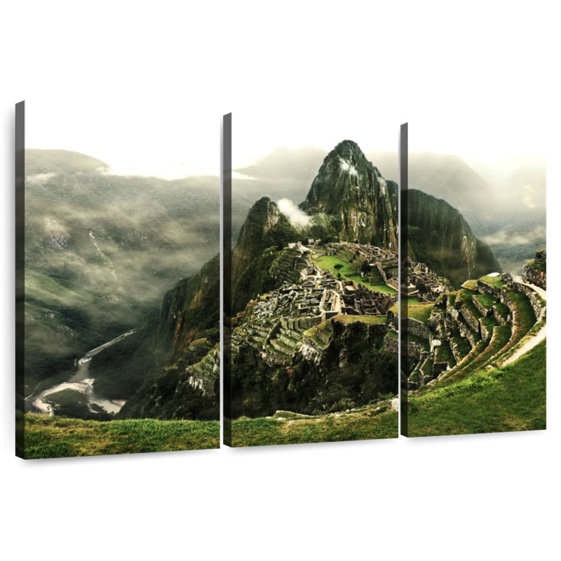 Lilie vue du Machu Picchu, H 32 po x l 50 po