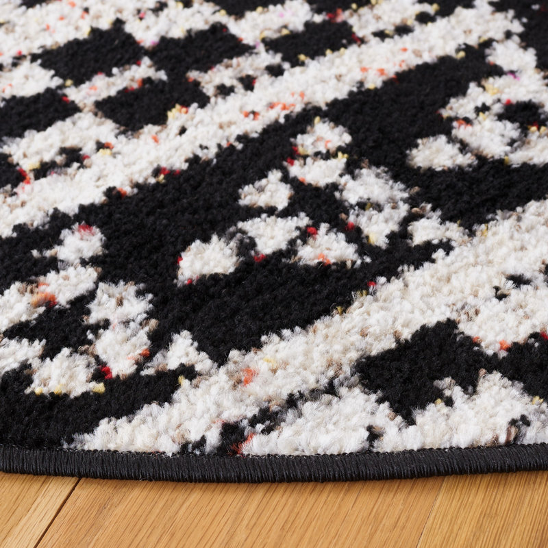 Muniz Performance Southwestern Rug, Round 6'