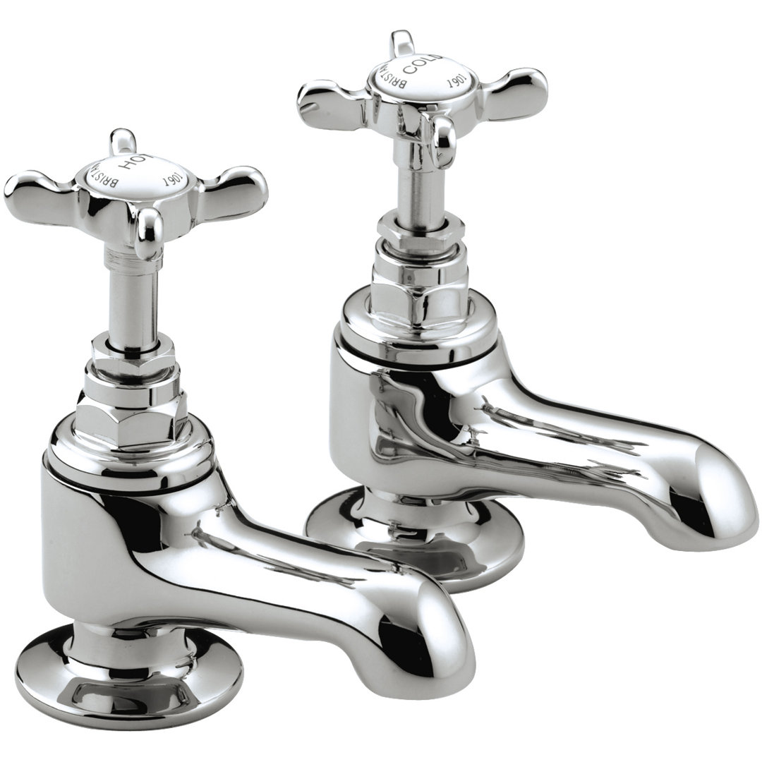 1901 Bath Pillar Taps