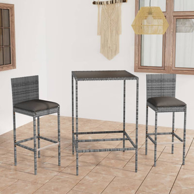 Wicker Bar Set with Stools