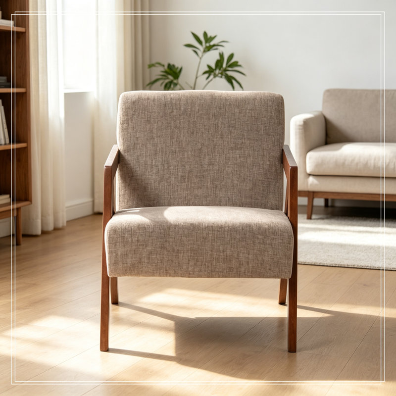 Fauteuil Nickelson recouvert de lin avec cadre en bois, Light Coffee
