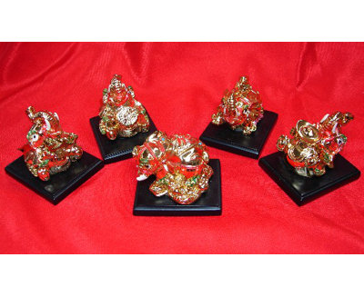Ensemble de 5 figurines d'éléphants