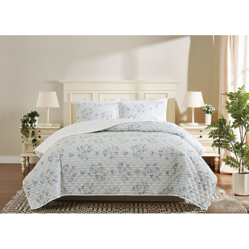 Cottage Classics Emma Floral Quilt Set, Blue Floral, Twin Quilt + 1 Standard Sham