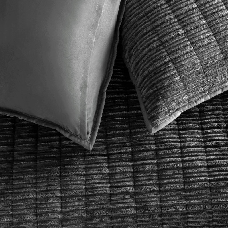 Wonderful Velvet 3-piece reversible quilt set, King Quilt + 2 King Shams, Dark Gray