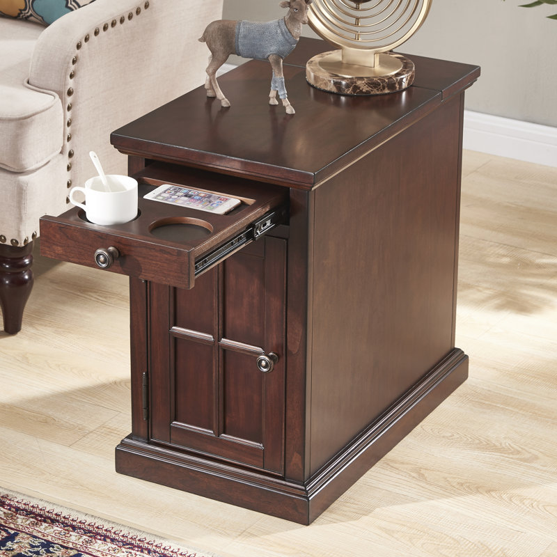 Table de bout avec rangement Saldana et prises intégrées, Marron foncé