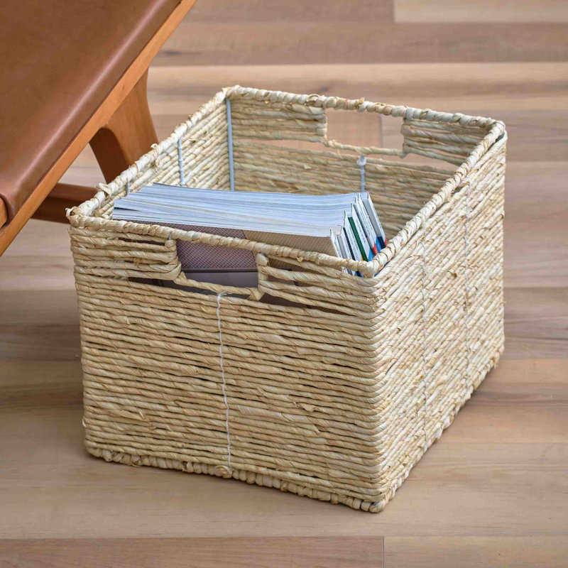 Beachcrest Home™ Crumrine Corn Leaf And Metal Decorative Basket