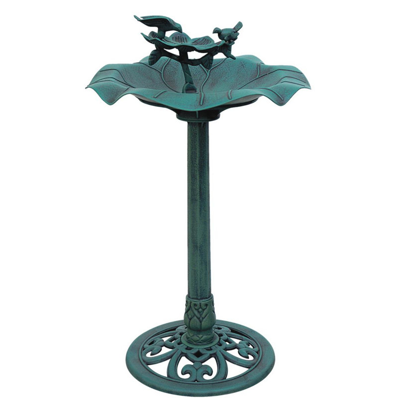 Clift Plastic / Acrylic Pedestal Birdbath