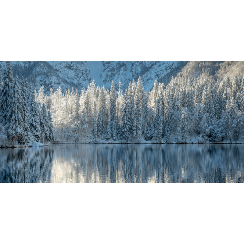 Art mural sur toile Reflections of Winter Lake, 27,5 po x 55 po