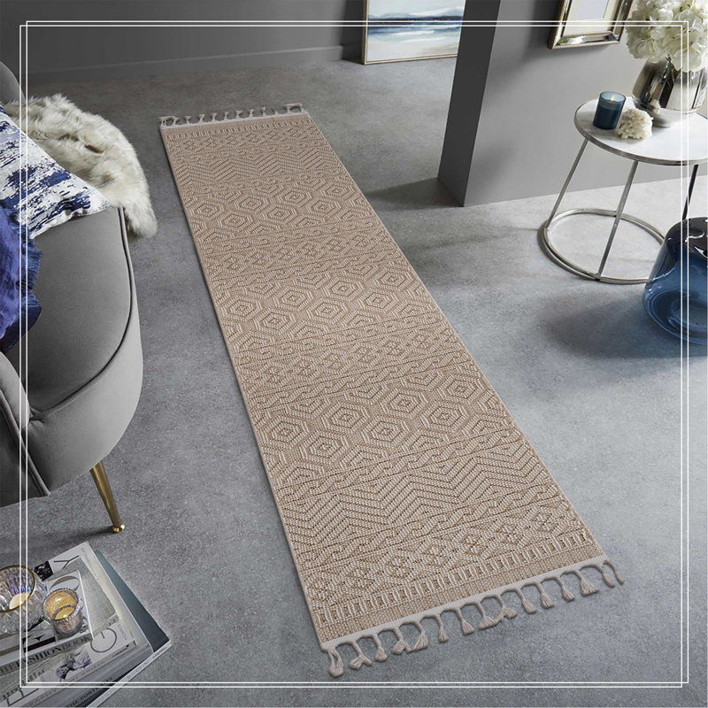Mocha /Geometric Indoor/Outdoor Area Rug, Runner 2'2" x 8'