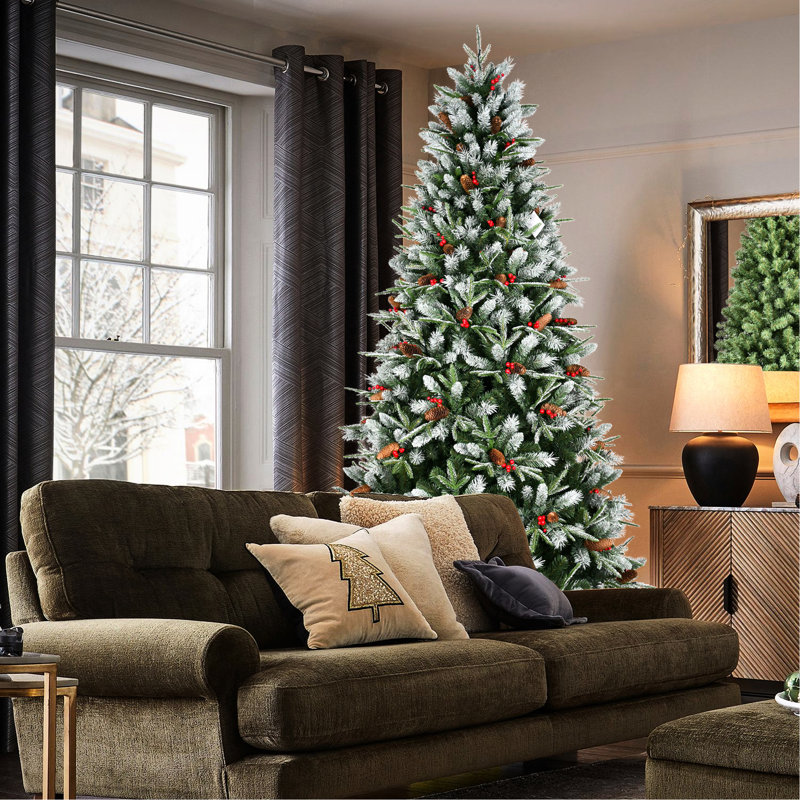 Arbre de Noël de 8 pi, 2850 pointes, baies rouges, pin, branches enneigées, structure à charnières, cadre en métal recouvert, équilibre