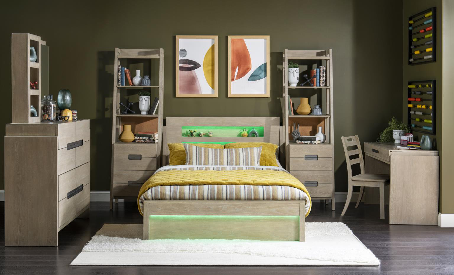 Klier Complete Panel Bed, Full