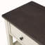 Console rétro avec deux tablettes ouvertes-232864734