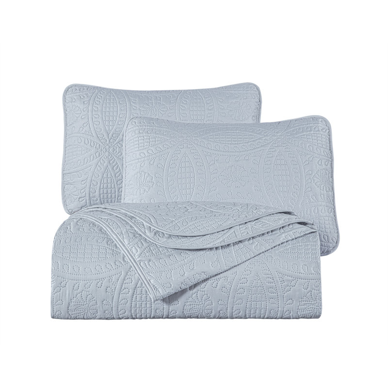 Austin Microfiber Reversible 3-Piece Coverlet / Bedspread Set, Queen Coverlet / Bedspread + 2 Standard Shams, Silver