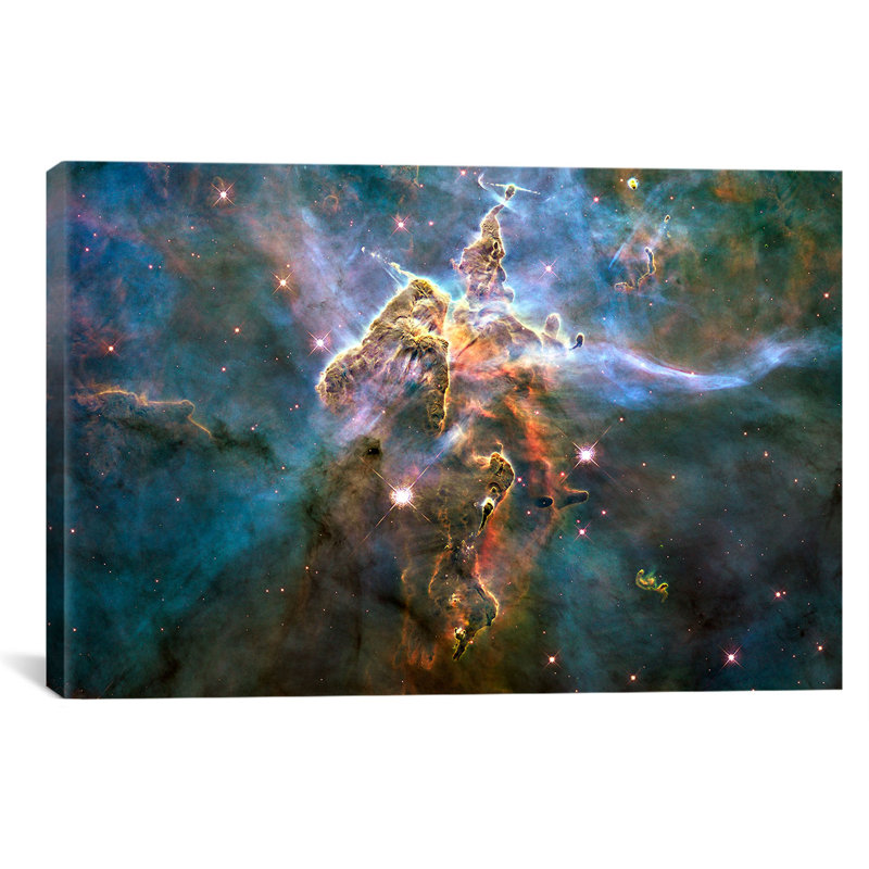 «Mystic Mountain in Carina Nebula (Hubble Space Telescope)», impression, H 12 po x l 18 po x P 1,5 po, Toile tendue