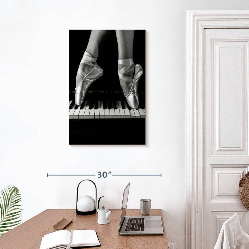 Enn Piano Ballet, H 30 po x l 20 po