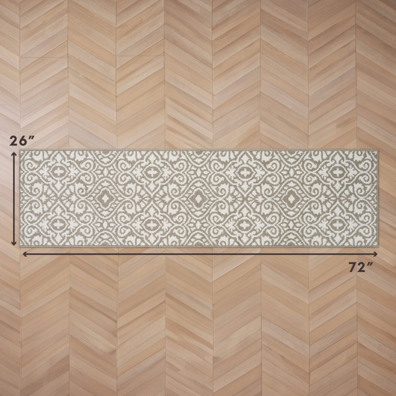 Feya Machine Woven Synthetic Damask Aera Rug in Green/White, Runner 2'2" x 6', Beige