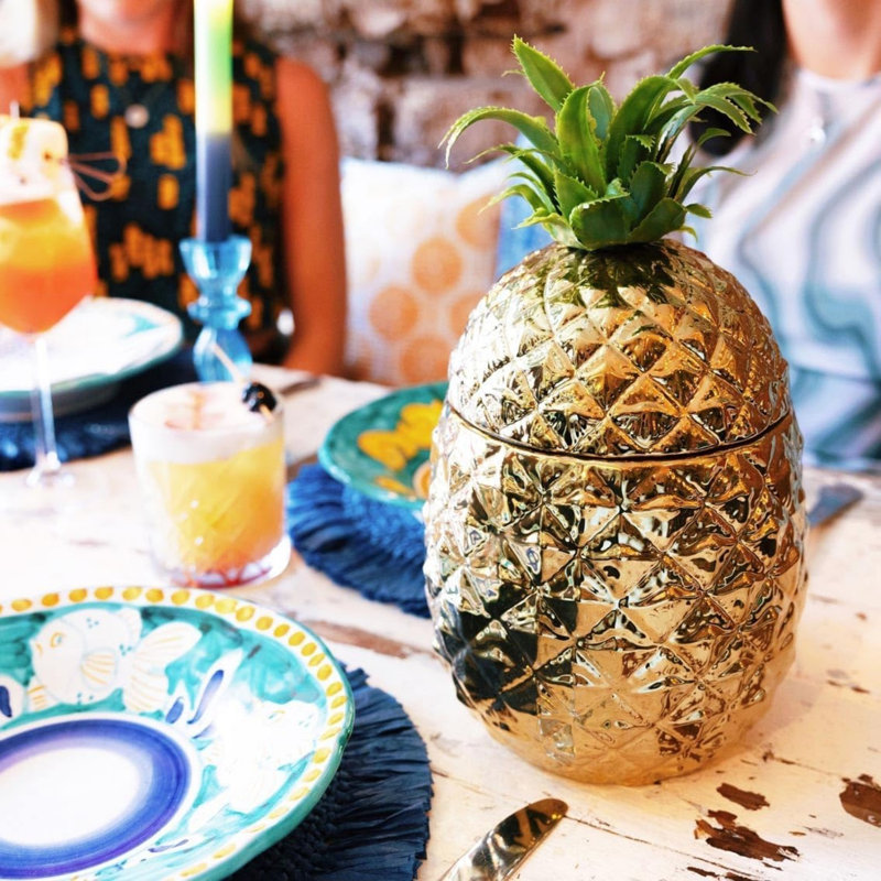 Gold Pineapple Ice Bucket with Lid, Premium addition Retro Bar Accessory Elegant Cooler, 21.5 x 21.5 x 27 cm
