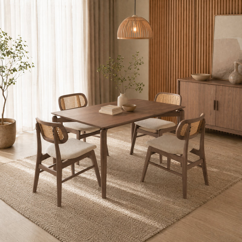 Ensemble de table de salle à manger 5 pièces Dunleavy Alden Reserve, 5 Pieces: Table, 4 Chairs, Walnut, Beige/Walnut