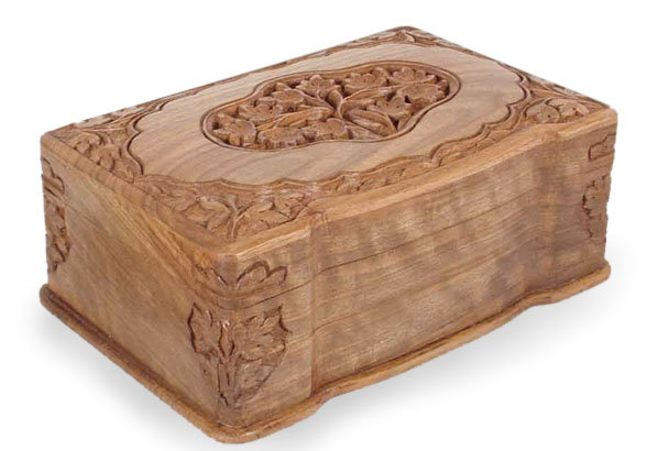 Boîte à bijoux en bois