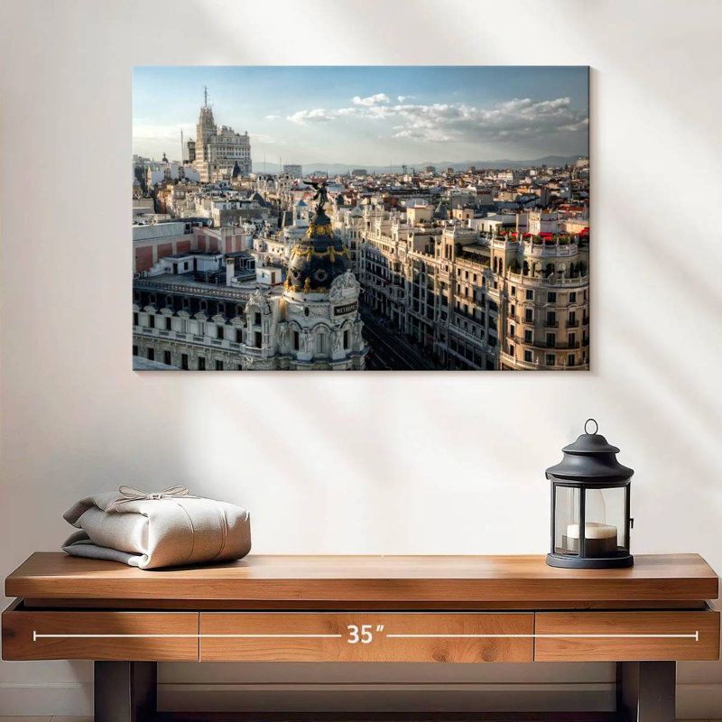 Paysage urbain de Madrid depuis la Gran Via, H 16 po x l 24 po