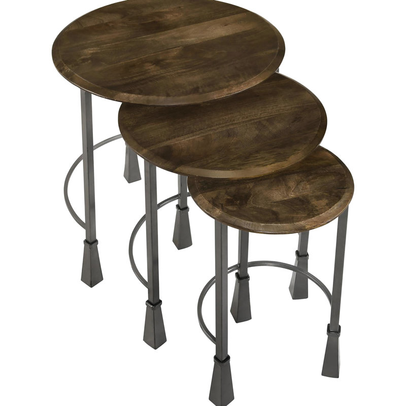 3 tables gigognes: dessus en bois de manguier et tables à armature en bronze industriel - finition fer