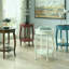Table d'appoint ronde rouge avec base-227368519