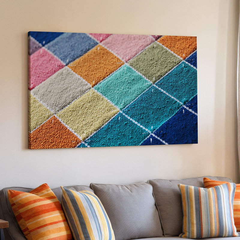 Toile un motif de textile vibrant avec un arrangement en diagonale d'art mural coloré avec des formes de losanges remplies d'une teinte différente