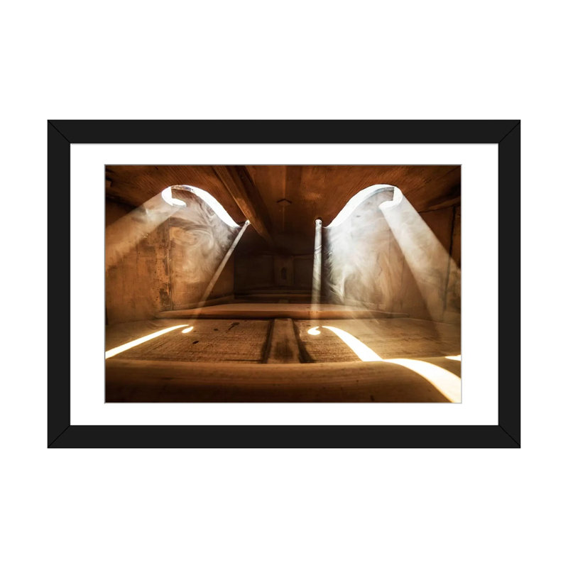 « inside violin i », impression sur toile, Papier d'art encadré noir, H 24 po x l 32 po x P 1 po