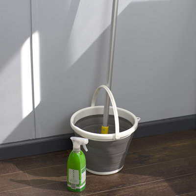 Home Basics Plastic Bucket