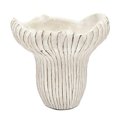 Sand And Cement Coral Planter 9.3X9x8.7 Inches, Beige Finish With Wavy Silhouette, Complement Coastal Themes In Home In, Textured Finish, Irregular Shape For Succulents Rooms
