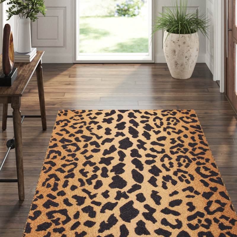 Leopard Hand Micro Hooked Wool Rug, Rectangle 2' x 3'