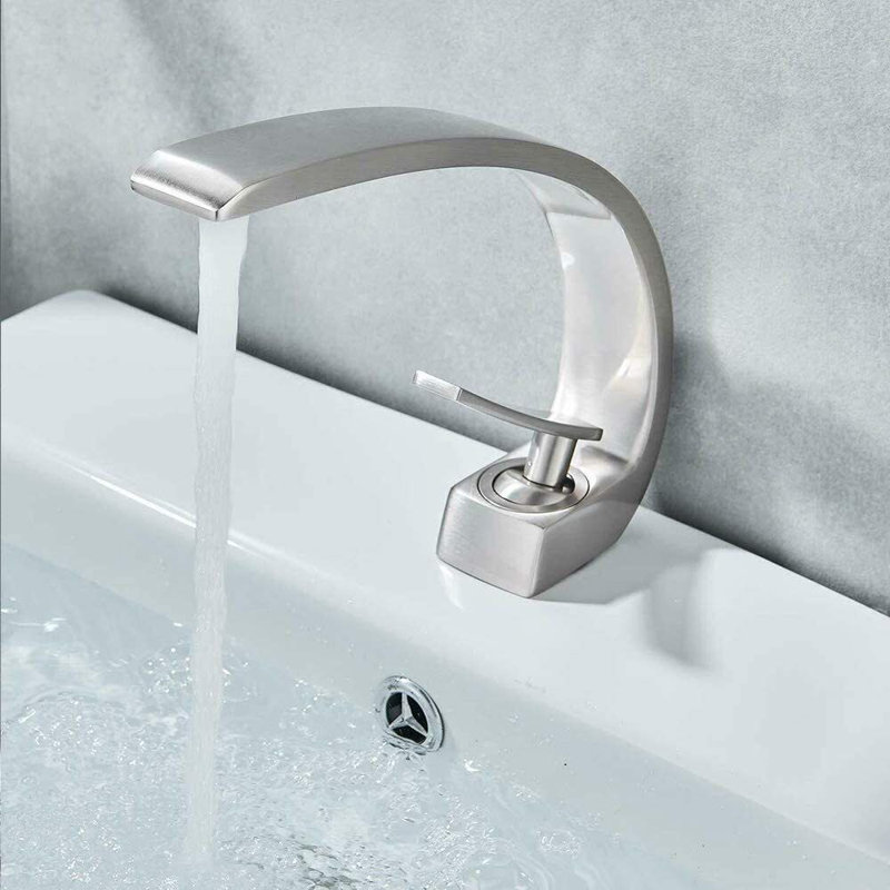 Single-Hole Single-handle Bathroom Faucet, Brushed Nickel