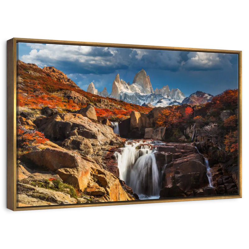Mont Fitz Roy en automne, Cadre flottant doré, 40 po x 27 po