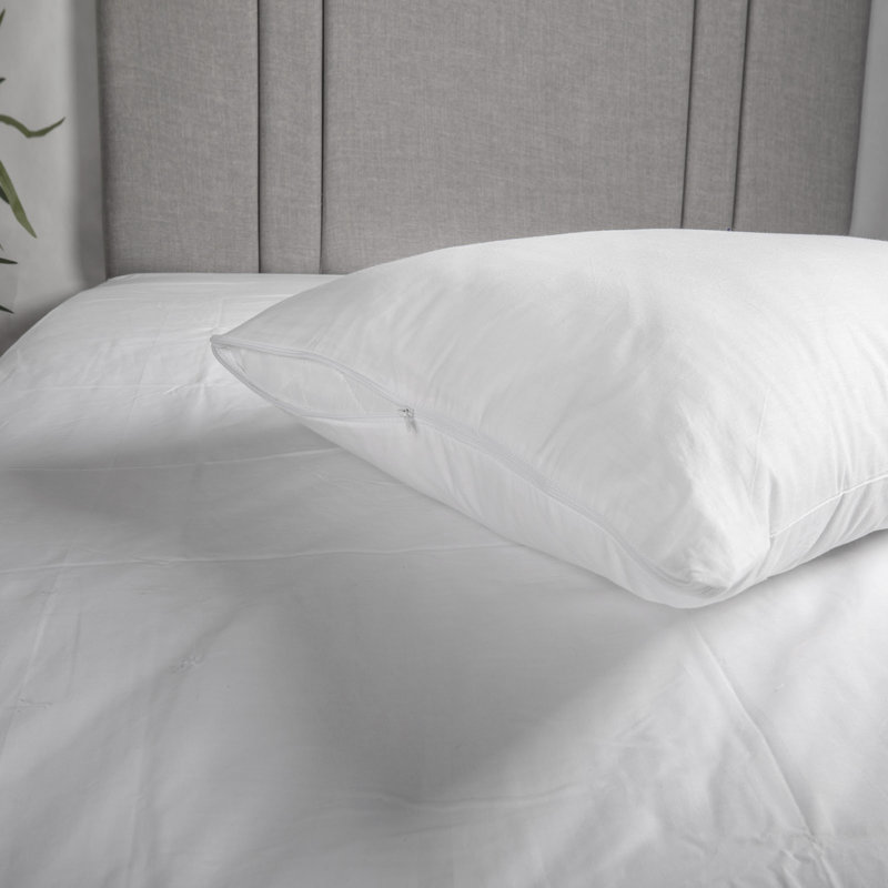 Midville 100% Polyester Zipper Pillow Protector