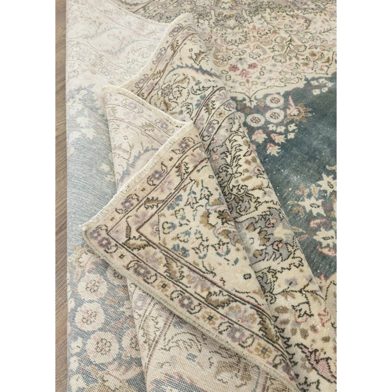 Tapis unique en laine vintage des années 1980 de 7 pi 10 po x 11 pi 6 po Ladik