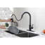 Robinet de cuisine en acier inoxydable d'aspect noir mat et poignée rétractable pratique pour votre évier