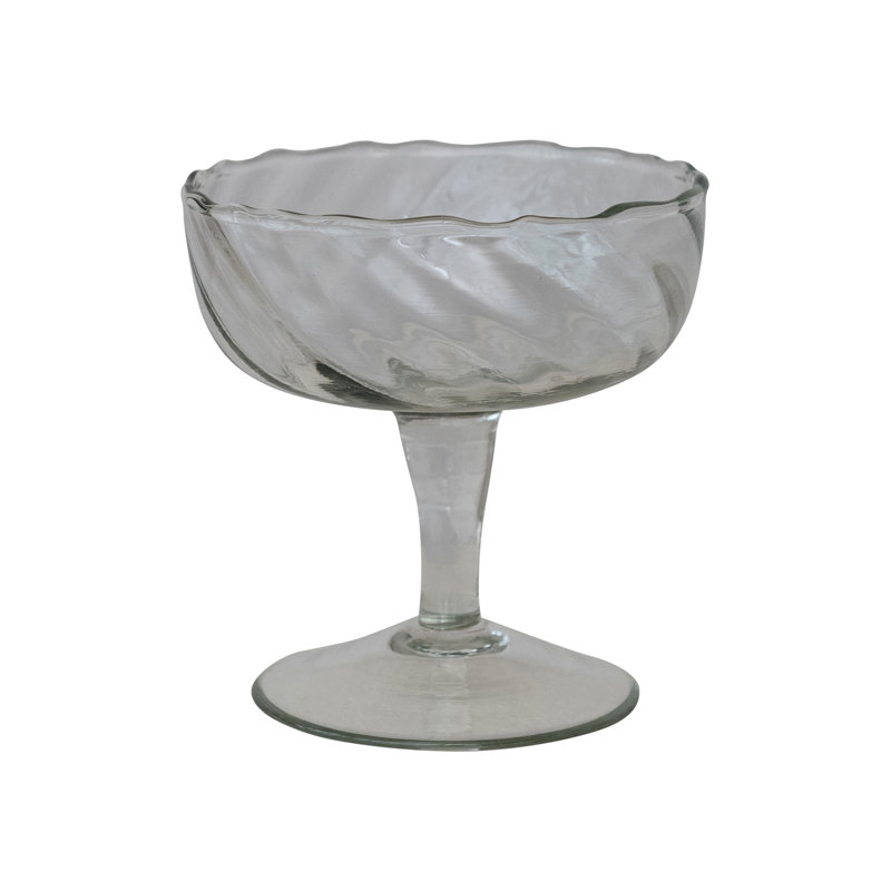 Verre taillé soufflé à la main