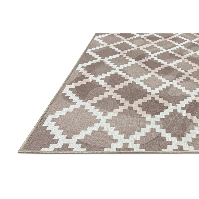 Washable Geometric Indoor Rug, Rectangle 7' x 10'