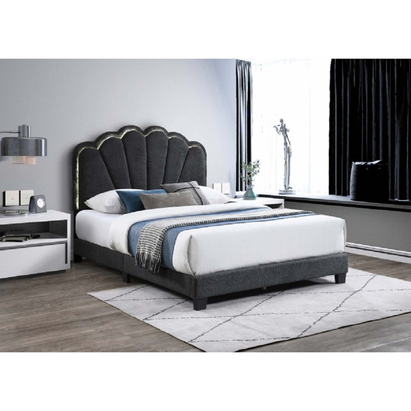 Lit plateforme moderne et glamour de taille queen avec tête de lit coquillage réglable, Grand lit, Gris foncé
