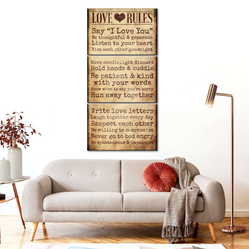 «Love Rules», reproduction sur toile, H 62 po x l 30 po x P 1,25 po