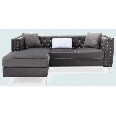 Modern Sofa With Chaise