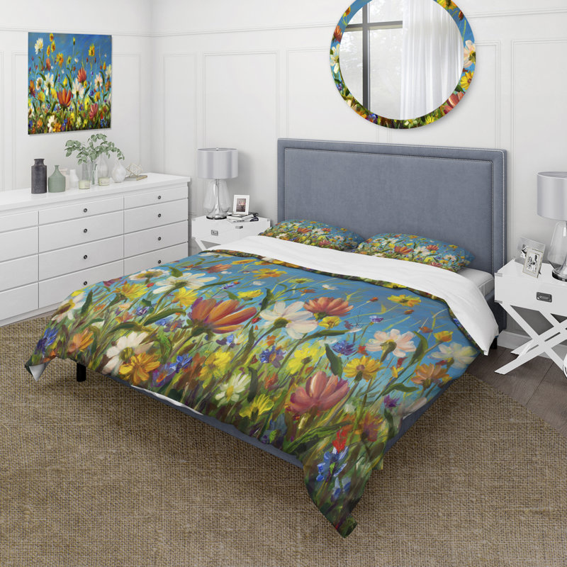 «Beautiful Field Flowers In Wild Nature» - Ensemble de housse de couette traditionnelle - Microfibre de polyester