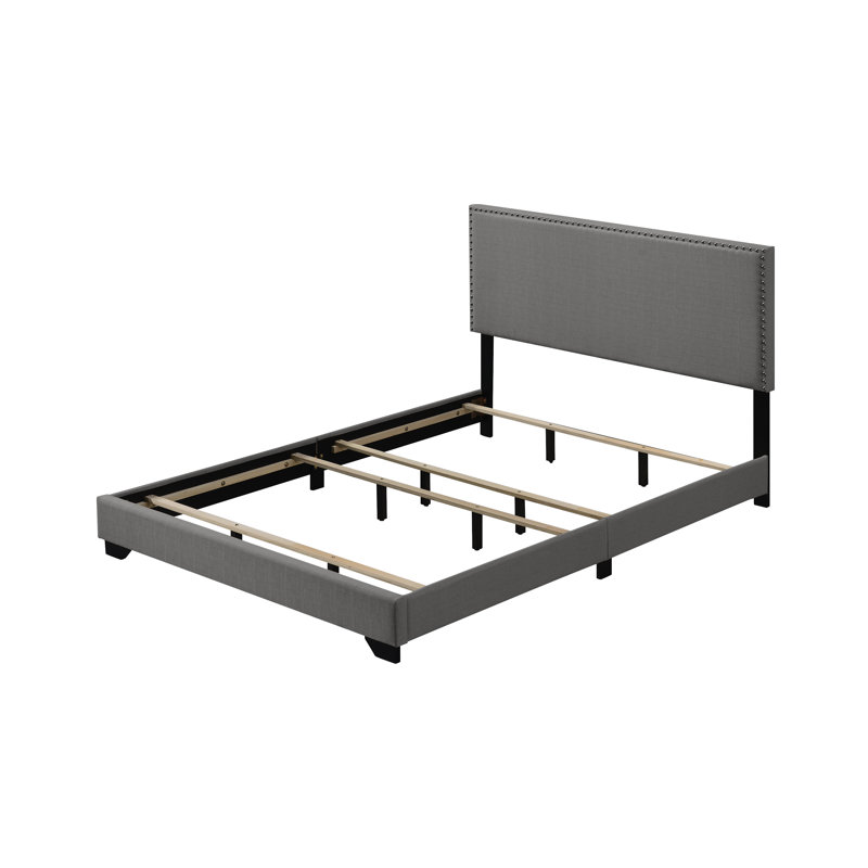 Grand lit en tissu gris clair Leandros