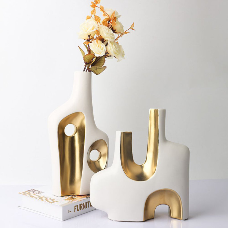 Ceramic / Porcelain Table Vase