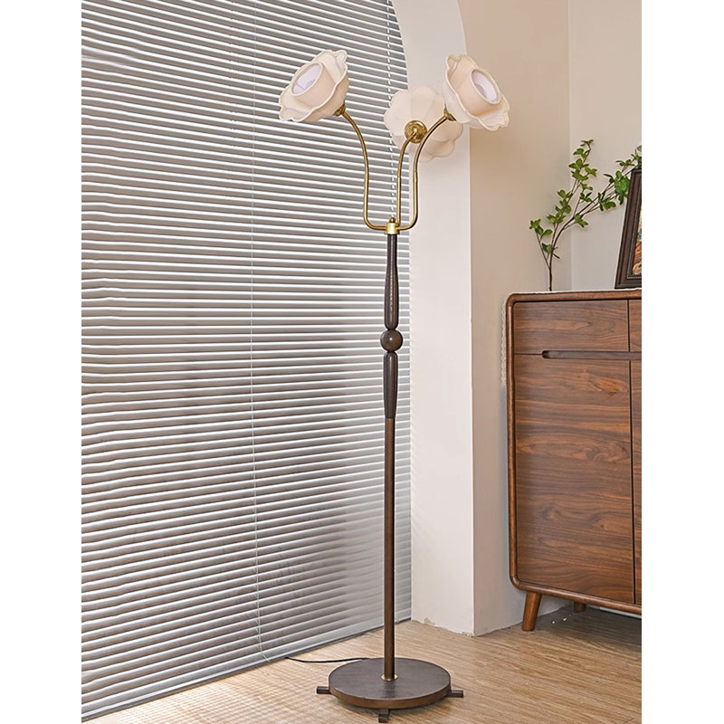 Lampe sur pied rétro avec abat-jour en tissu floral