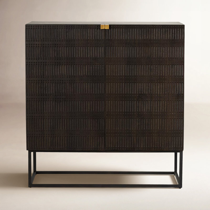 Taro 40'' Solid Wood Bar Cabinet, Vintage Brown