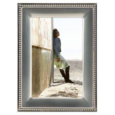 Alfs Metal Beaded Picture Frame